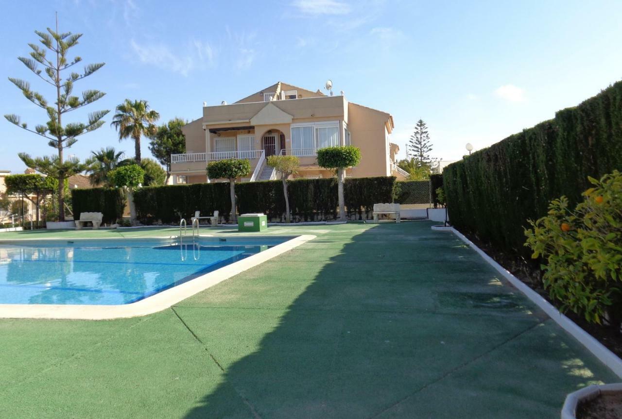 Residencial Torrealmar Con Vistas Διαμέρισμα Τορεβιέχα Εξωτερικό φωτογραφία